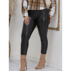 Calça Legging Skinny Feminina de Couro Flanelada